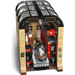 Klocki LEGO 76450 Book nook - Ekspres do Hogwartu HARRY POTTER